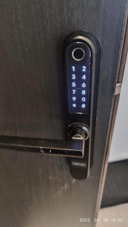 Happy Inn Laime Studio, Self Check-In-24-7, A-C, Parking-In-The-Underground-Garage VNO Exteriör bild