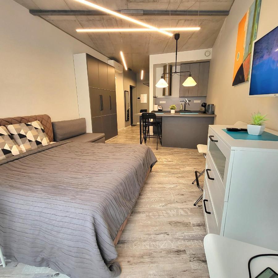 Happy Inn Laime Studio, Self Check-In-24-7, A-C, Parking-In-The-Underground-Garage VNO Exteriör bild